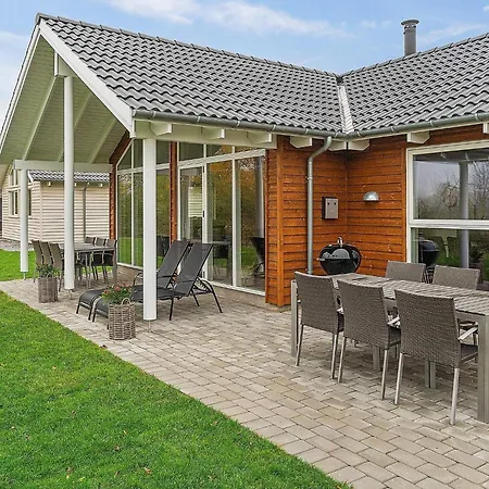 Tatil Evi 10 Person In Hasselberg