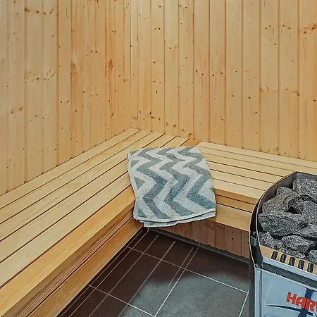 10 Person In Hasselberg * Kappeln